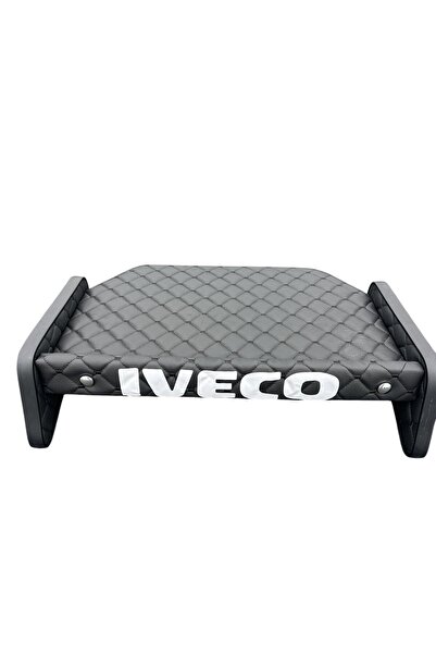 Cabina Premium Ταμπλό Iveco Daily 2007-2013. μαύρο. τρύπες των κυπέλλων