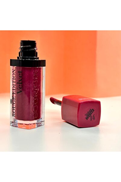 MT Rouge Edition Velvet Liquid Lipstick – Shade Plum Plum Girl No. 14 – 7.7 ml