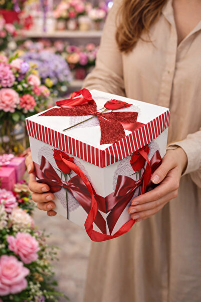 BİLGİ K K Lüks ipli Kapaklı Karton Hediye Kutusu 22x22x22 cm Katlanabilir Tek...
