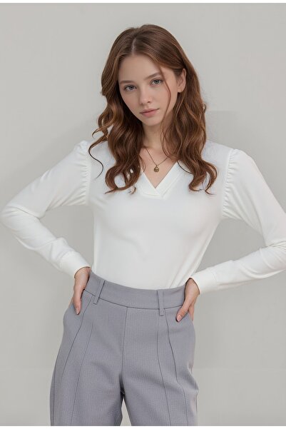 DEVRİMAY TEKSTİL White V-Neck Blouse with Patches Stretch Fabric Crepe