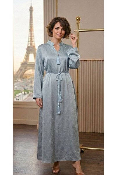 BRK A soft satin evening dress with a sophisticated and elegant design.