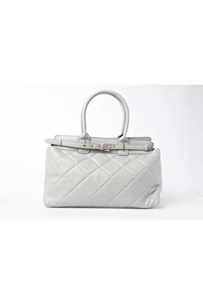 Generac A classic gray bag with a touch of luxury