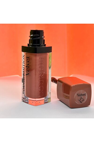 MT Rouge Edition Velvet Liquid Lipstick – No. 32 – 7.7 ml