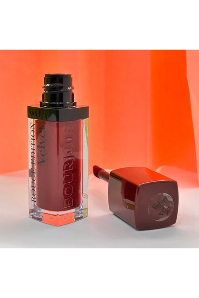 MT Rouge Edition Velvet Liquid Lipstick – No. 24 – 7.7 ml