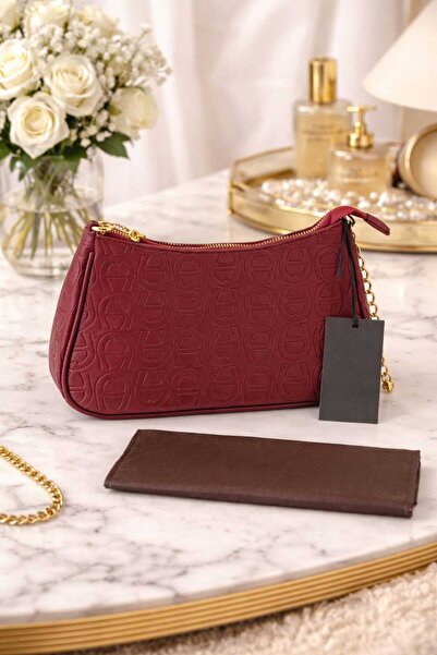 GENERAL Elegant Shoulder Bag with an exclusive design, excellent quality, and...