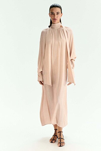 H&M فستان ماكسي بتفاصيل وشاح