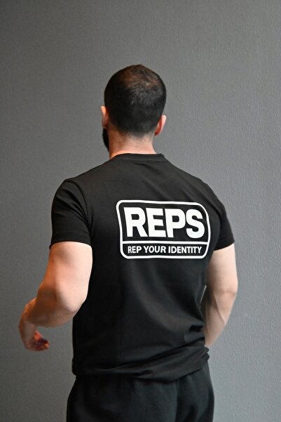 Signature R T-Shirt