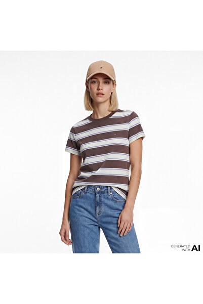 Tommy Hilfiger Denim Essentials Kadın Kahverengi T-Shirt