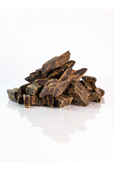 Oud وقيه من العود التايقر الفاخر ( 30 جرام )