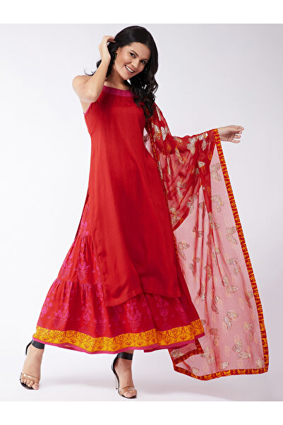 Pannkh By Styli 3-Piece Red Sindoor Solid Kurta, Lurex Embellished Dupatta An...