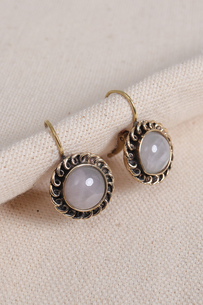 Süspüs Accessories White Quartz Stone Round Authentic Earrings