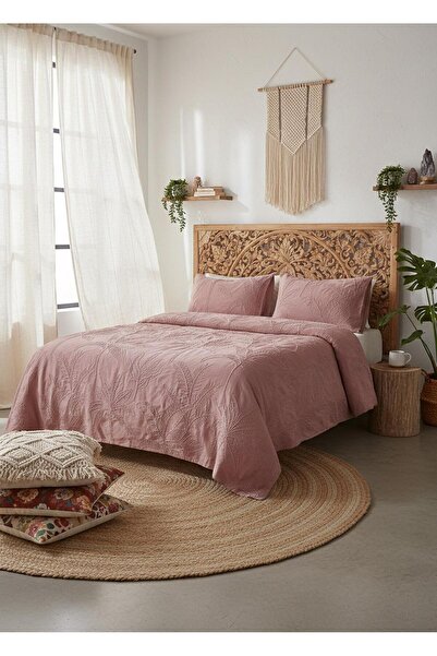 The Mia Double Bedspread Set of 3 Pieces of Dried Roses