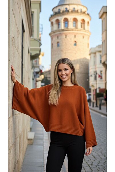 3B Stil Women's Brick Color Bat Sleeve Sweater