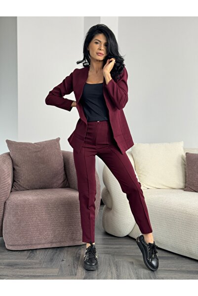 RAMONA BADESCU EXCLUSIVE Costum roz elegant cu sacou mulat și pantaloni conici