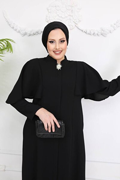 Aryen Cape Detailed Brooched Ferace