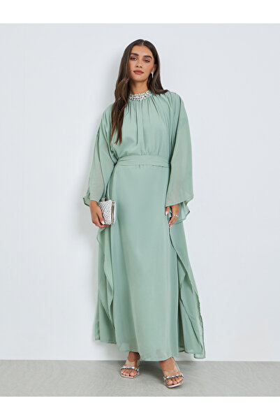 Styli Green Embellished Cape Sleeves Maxi Kaftan Dress
