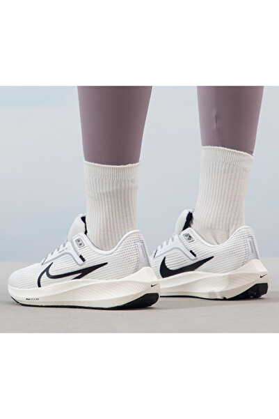 Nike Sports Shoes W AIR ZOOM PEGASUS 40