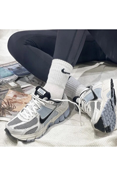 Nike Zoom Vomero 5 White Sports Shoes Sportie