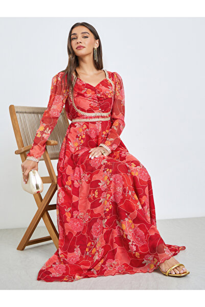 Styli Red Sweetheart Neck Floral Maxi Dress