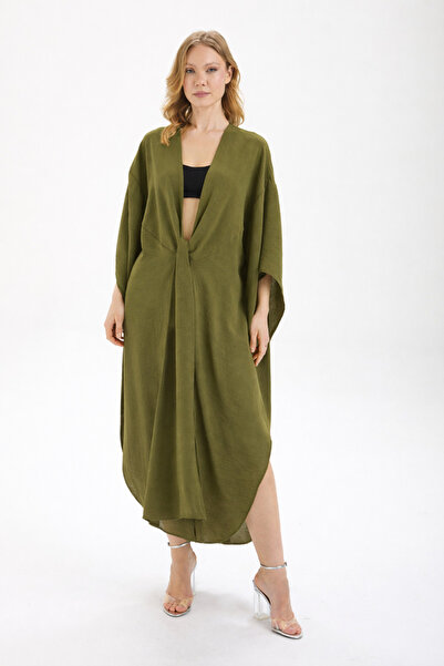 By Yaren Yazıcı Verde ulei |   Detaliu mânecă cu volane kaki cu detaliu cu șn...