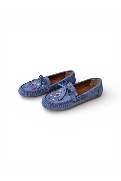 PATRON SHOES أحذية نسائية جلد سويدي حذاء لوفر مطرز ذات أربطة