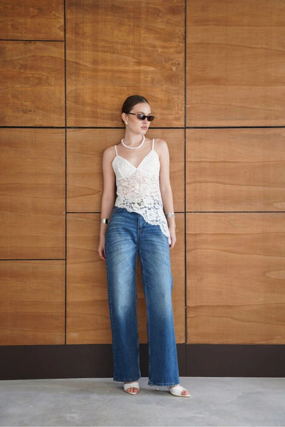 cemo Kadın Dantel Desenli Asimetrik Kesim Askılı Bluz