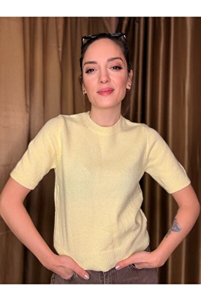 Ali Butik Sarı Pullu Simli Kısa Kol Triko