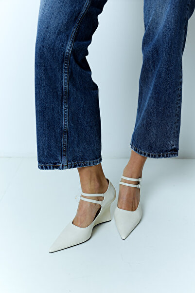 LUTVELIZADE Topuklu 2617 - Sivri Burun Bant Detaylı Kemik Kadın Topuklu