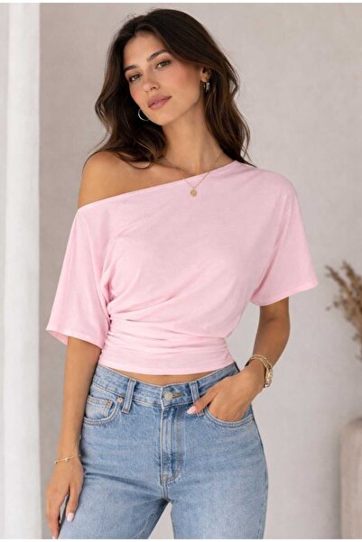 vanilkie Kadın Bele Oturan Kayık Yaka Asimetrik Kesim Kısa Kollu Bluz