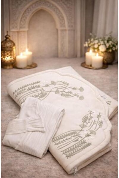 Gerenic Embroidered prayer Rug set with premium compression foam