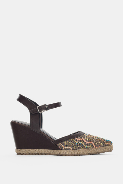 selin shoes لاريفا حذاء نسائي قابل للتعديل عند الكاحل تفاصيل إبزيم من القش حذ...