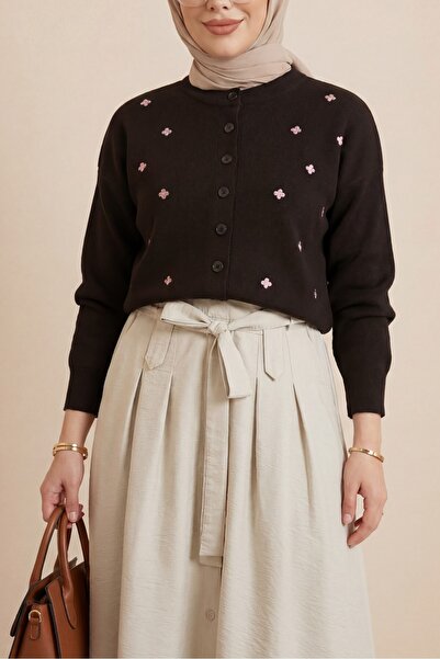 Modamorfo Buttoned Oversized Knitwear Cardigan with Sprinkled Flower Embroide...