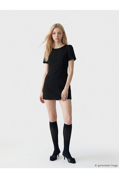 LC Waikiki Μαύρο Μίνι Φόρεμα με Μανίκια Καρπούζι και Λαιμόκοψη Ποδηλάτου