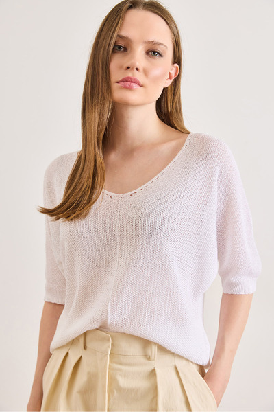 Olalook Kadın Beyaz V Yaka Merserize Yarasa Dökümlü Triko Bluz BLZ-19003210