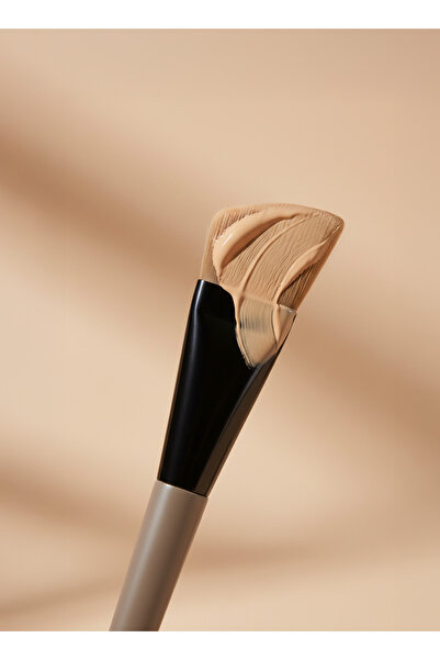 Yallabena Makeup Artist’s Tool Brush – Crescent Flat Head with Accessories