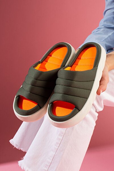 FUGA MODA Παντόφλες Avenza Khaki με πορτοκαλί εσωτερικό χρώμα U Εξαιρετικά ελ...