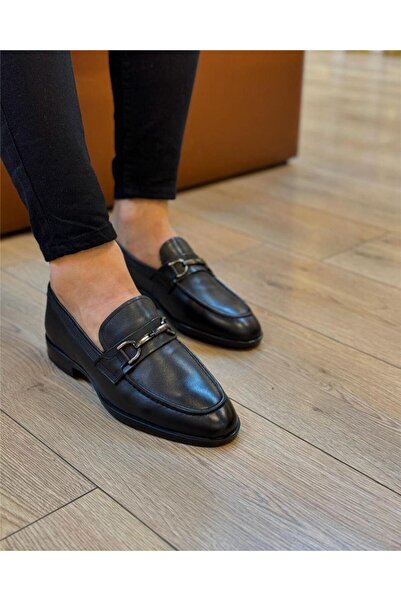 Parlak Tokalı Hakiki Deri Kauçuk Taban Klasik Ayakkabı