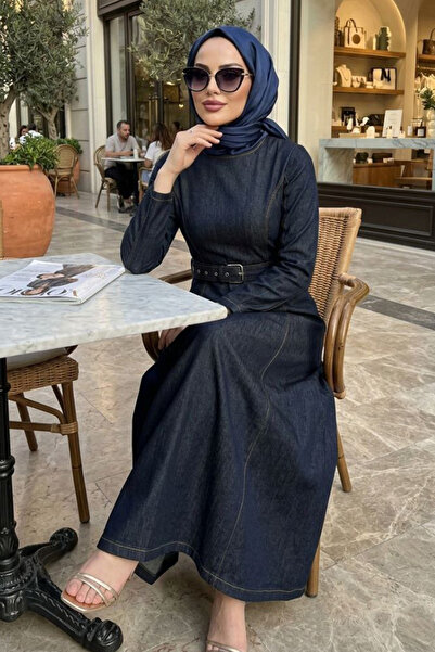 N.S NEVA STYLE Φόρεμα τζιν με χιαστί παντελόνι σε μπλε ναυτικό χρώμα, Ζώνη με...