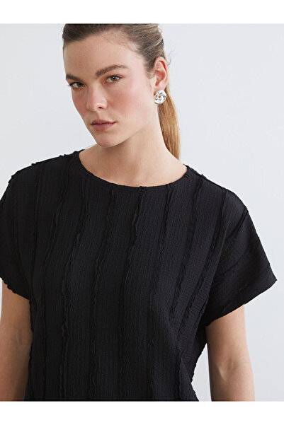 LC Waikiki Peak New Season Crew Neck Textured Blouse