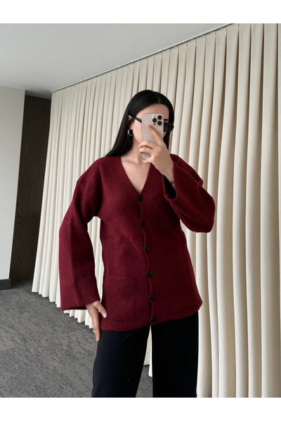 Laluvia Burgundy Buttoned Basic Cardigan - 4622
