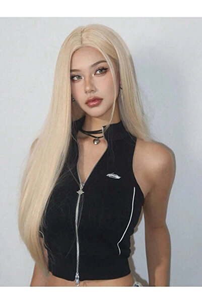 WildFashion Long straight platinum blonde wig with middle parting made of pre...