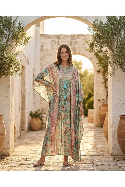 ZZ Boho Mint Çiçekli Maxi Kaftan — Püsküllü Bağcık, Hafif Şifon