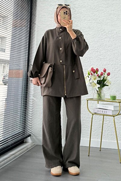 MELEK ARAZ Gold Buttoned, Zippered Front, Suede Satin Double Suit Set – Brown