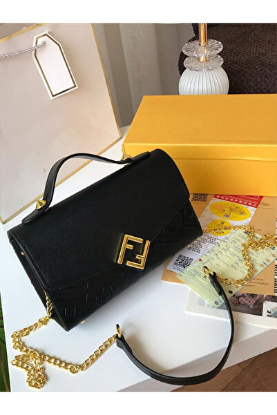 GENERAL Small black women's Bag /shoulder bag with chain strap and leather