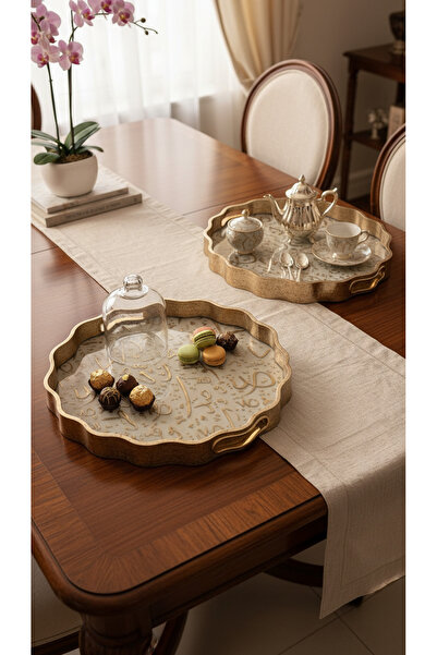 Generic Versatile serving tray set with a unique design