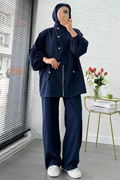 MELEK ARAZ طقم من قطعتين من الساتان جلد سويدي بأزرار ذهبية وسحاب أمامي - أزرق...