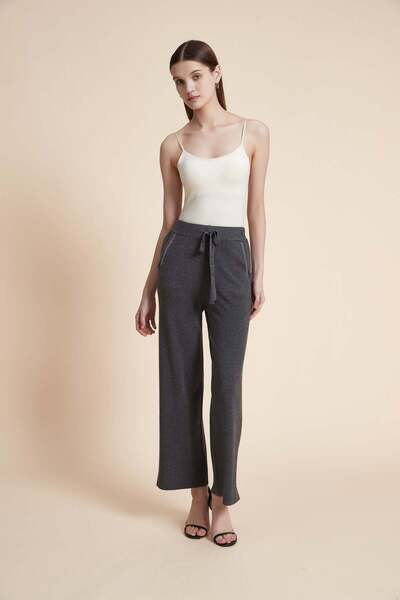 Yola Long trousers with waist tie