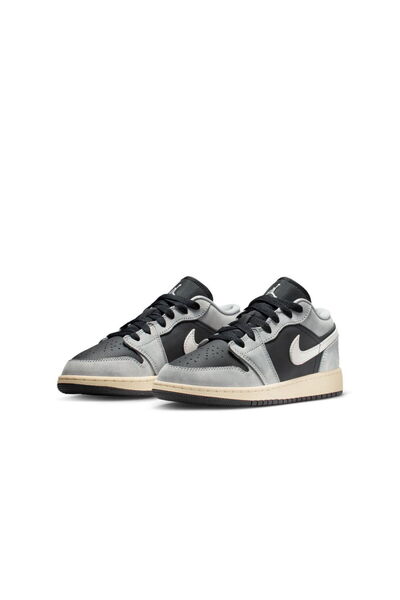 Nike Air Jordan 1 Low Basketbol Ayakkabısı