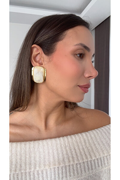 Liora Square Vintage Cream Gold Earrings