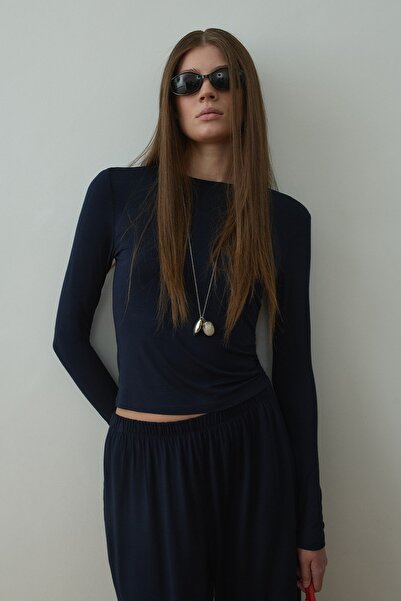 Suud Collection Mornarsko plava Kate uska majica